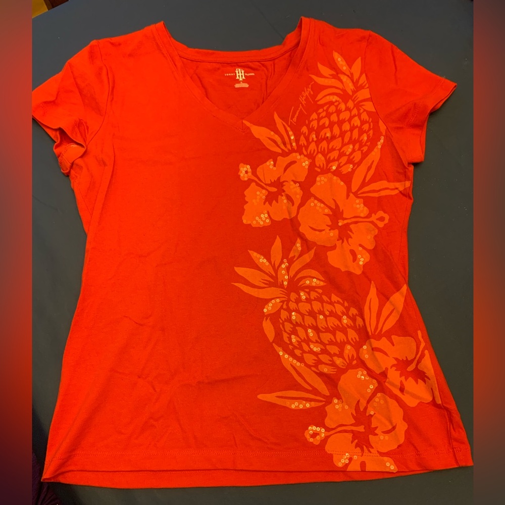 Tommy Hilfiger women’s shirt sleeve orange pineapple shirt size Medium